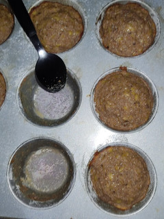Foto de Bolinho (muffin) saudável de banana (sem açúcar, farinha)