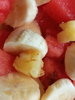 A picture of Fruit pudding.