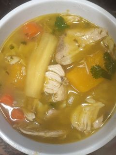 A picture of Sopa de Pollo.