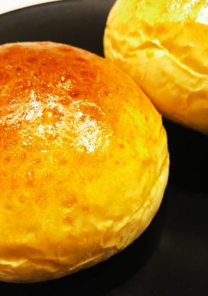 A picture of Hand-Kneaded Hamburger Buns.