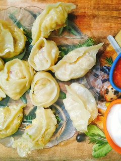 वेज मोमोज (veg momos recipe in Hindi) रेसिपी मुख्य फोटो