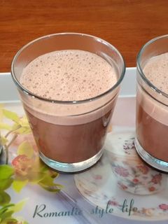 હોટ ચોકલેટ (Hot Chocolate Recipe In Gujarati) રેસીપી મુખ્ય ફોટો
