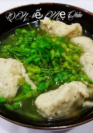 Hình của món Canh chua bông thiên lý nấu chả cá.