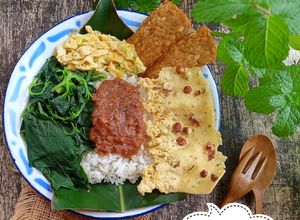 Foto resep Nasi Pecel Daun Ubi Jalar & Sirih Bumi