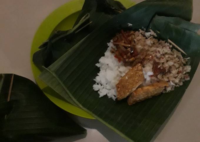 Nasi megono khas pekalongan