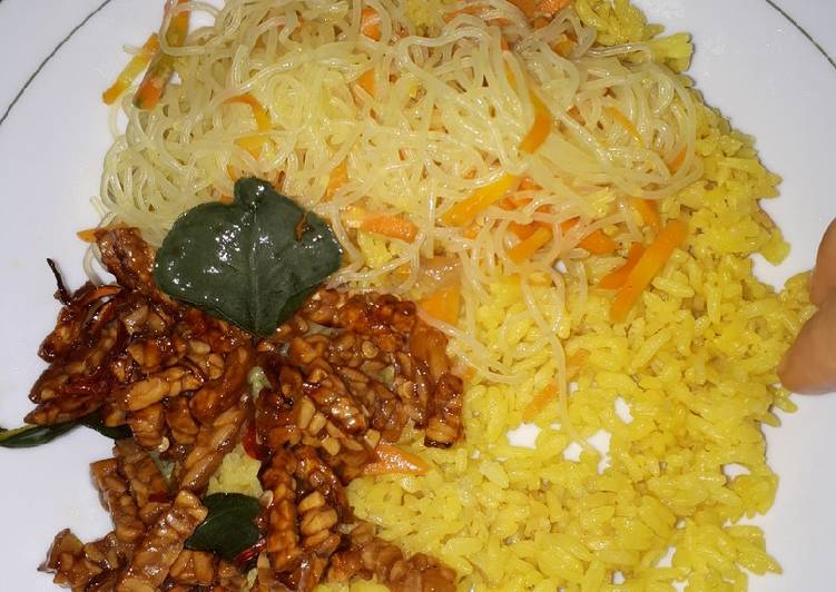 Nasi Kuning sederhana Rice cooker (Fiber Creme)