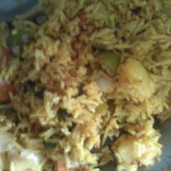 A picture of Tehari rice.