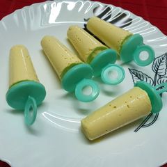 A picture of Mango Kulfi.