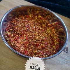 A picture of 3 spices masala.