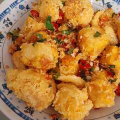 A picture of Tahu Kriuk Cabe Garam.