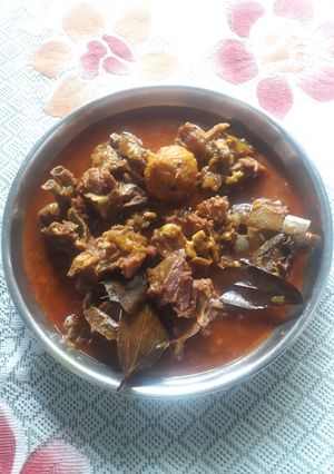 মাটন কারি(motun curry recipe in bengali) রেসিপির প্রধান ছবি