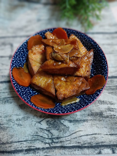麻油醬燒油豆腐 的食譜成品照片