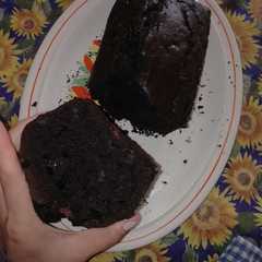 A picture of Budín de chocolate y banana.