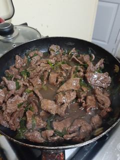 Una foto de Carne Mongoliana