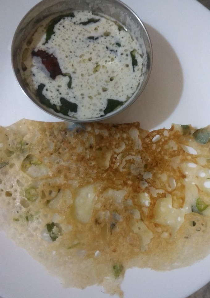 ரவை தோசை மற்றும் தேங்காய் சட்னி செய்முறை முக்கிய புகைப்படம்