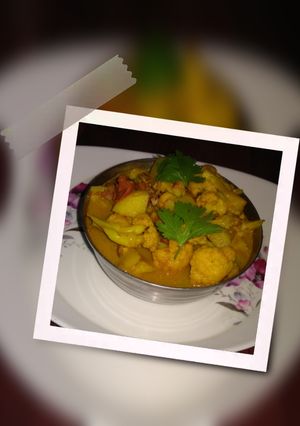 आलू गोभी सब्जी (aloo gobi sabji recipe in Hindi) रेसिपी मुख्य फोटो