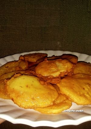 A picture of Aloo pakory.