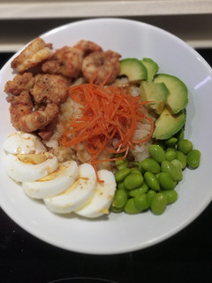 Una foto de Poke bowl a mi manera