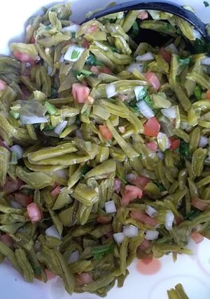Una foto de Ensalada de nopal