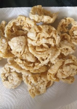A picture of Sun dried Rice flour Vadis.