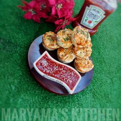 A picture of Mini filo Quiches(filo pies).
