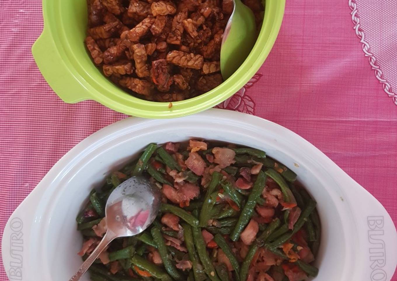 Babi tumis kacang panjang