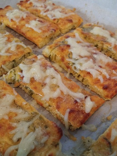 Una foto de Palitroques de Zucchini y Harina de Coco.. Keto