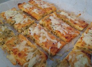 Una foto de Palitroques de Zucchini y Harina de Coco.. Keto