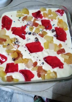 A picture of Fruit Trifle.