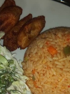 A picture of Jallof coouslow & plantain.
