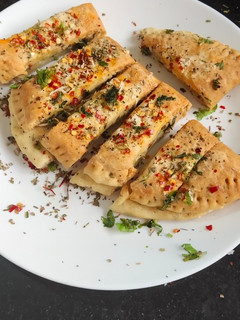 A picture of Garlic bread.