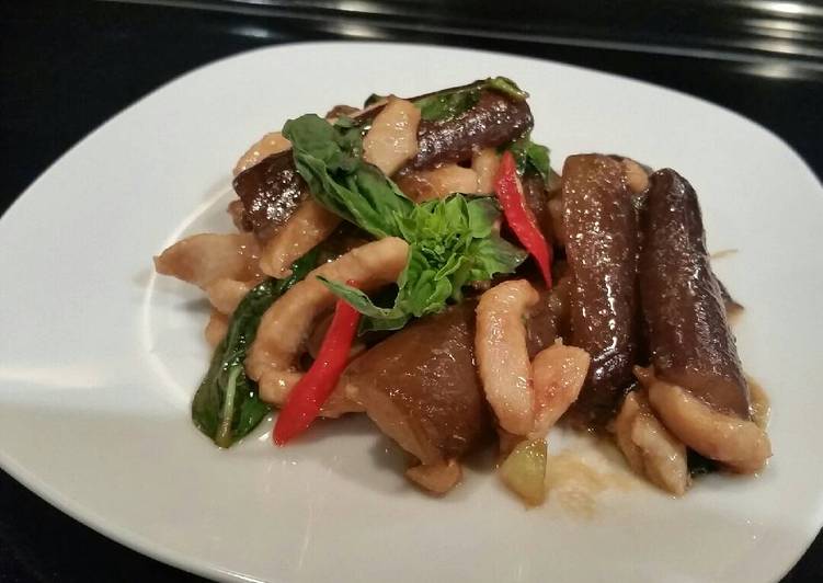 How to Cook Appetizing Stir Fry Eggplants with Chicken and Fresh Basil ππΏ How to Cook Appetizing Stir Fry Eggplants with Chicken and Fresh Basil ππΏ