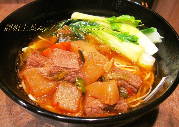 香辣夠勁─川味牛肉麵