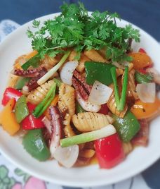 mực chiên nước mắm