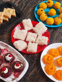 பாரம்பரிய இனிப்புகள்(traditional sweets recipe in tamil) செய்முறை முக்கிய புகைப்படம்