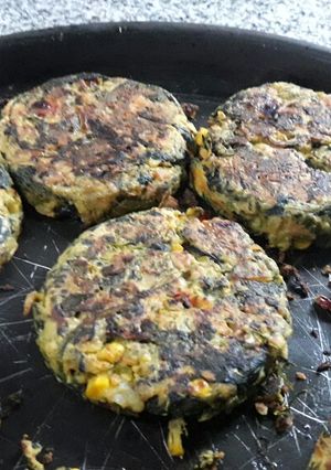 Una foto de Medallones de garbanzos y verdura