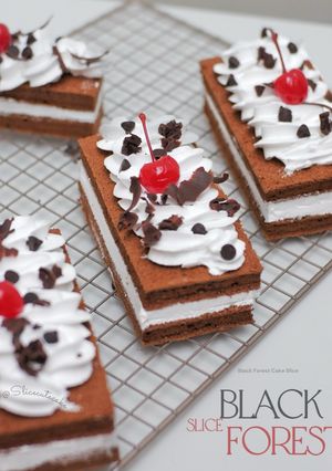 Foto resep Black forest Cake Slice - Bolu Cokelat Potong
