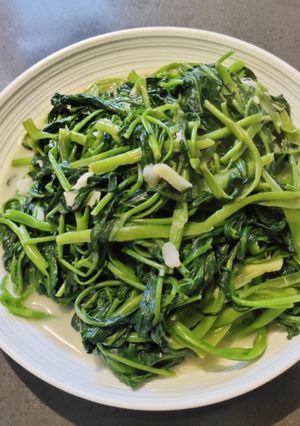 A picture of Sauteed Water Spinach.
