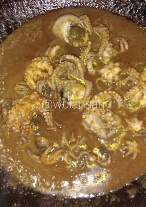 Foto resep Baby gurita+ kerang saus padang