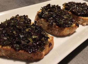 Une photo de Tartare d'algues