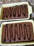 Besboussa au cacao et sauce caramel