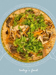 Hình của món Miến trộn thập cẩm.