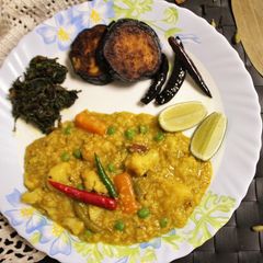A picture of Bhuna Oats Khichdi.