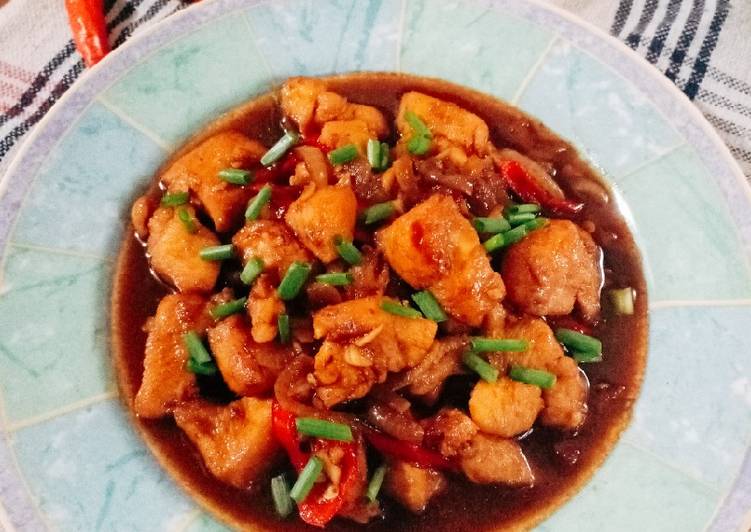 Bagaimana Menyiapkan Ayam Kungpao yang Bikin Ngiler