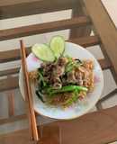 Phở xào bò cải ngồng