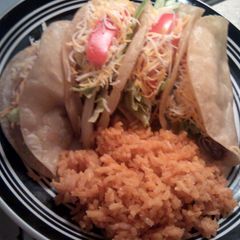 A picture of Tacos deliciosos!.