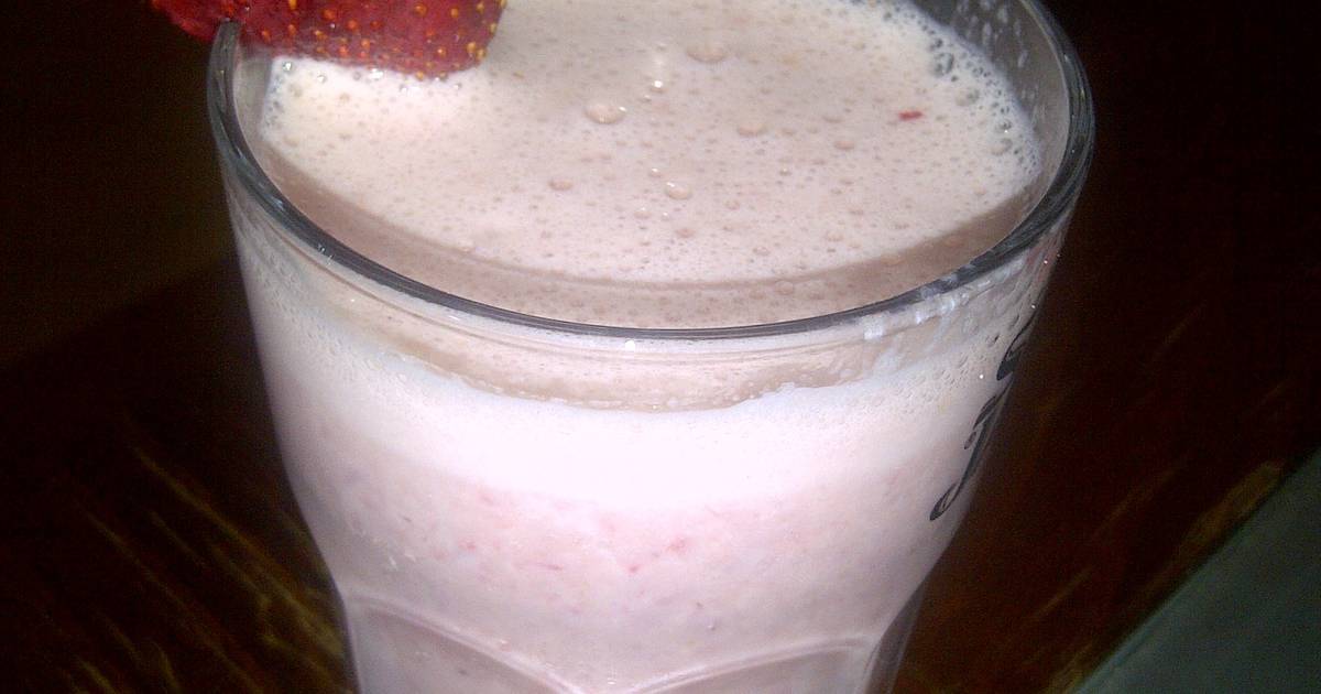 Soy milk smoothie Recipe by Reem_ Cookpad