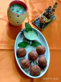 वेज चीज सूजी बॉल्स रेसिपी मुख्य फोटो