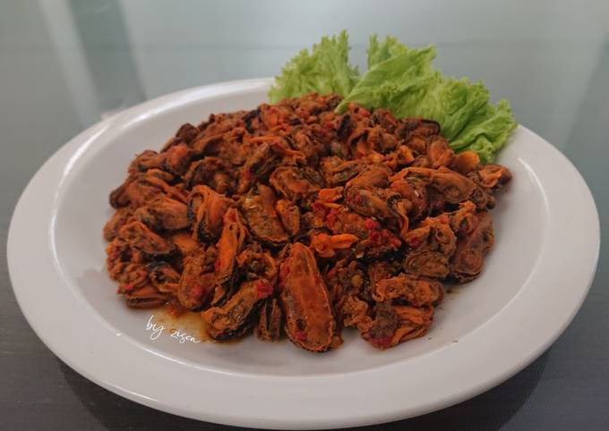 Resep Kerang Kupas Bumbu Padang Resep Kerang Kupas Bumbu Padang