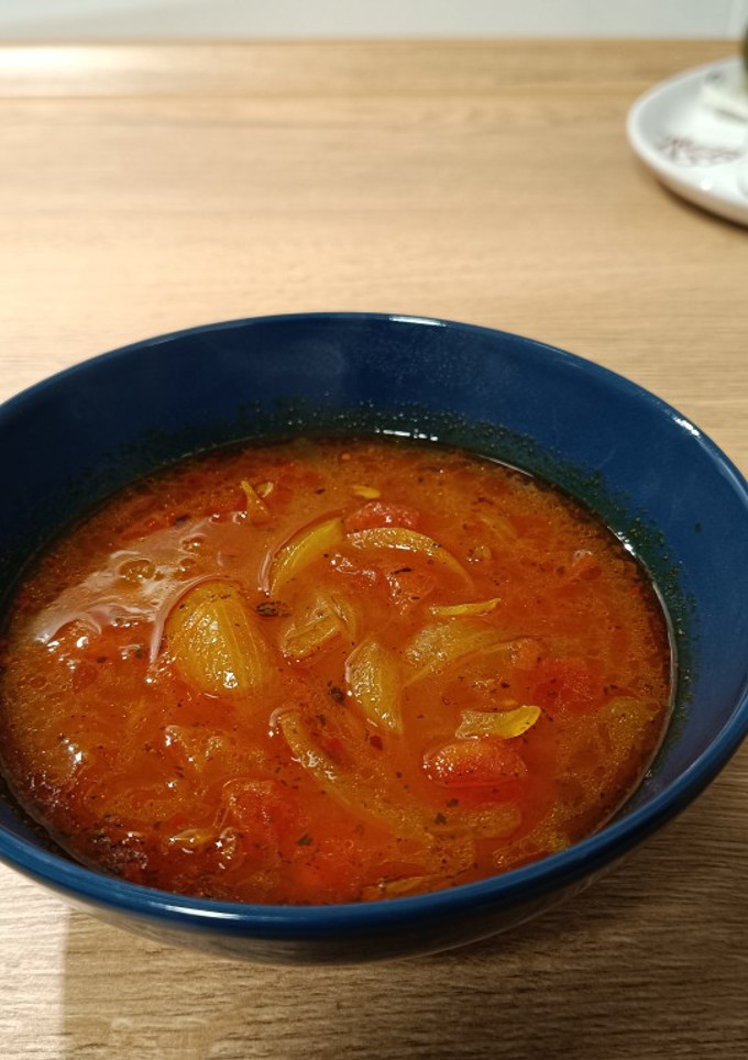 Una foto de Sopa agripicante de tomate